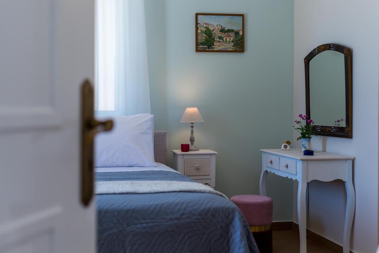 Villa Remedio Neon Khorion  エクステリア 写真